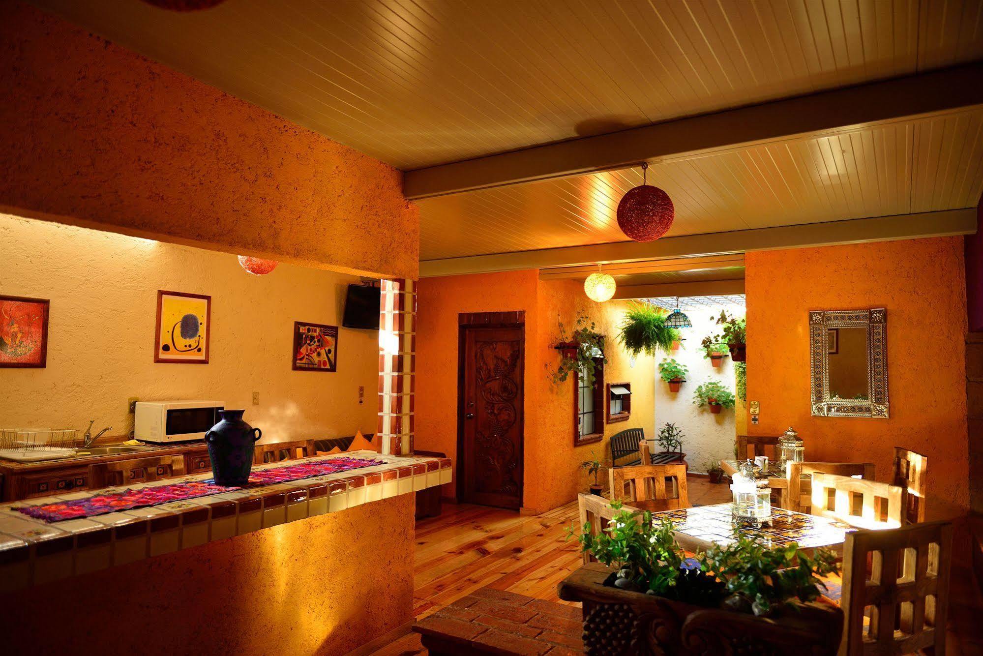 Mex Suites Casa Azul B&B Мехико Экстерьер фото